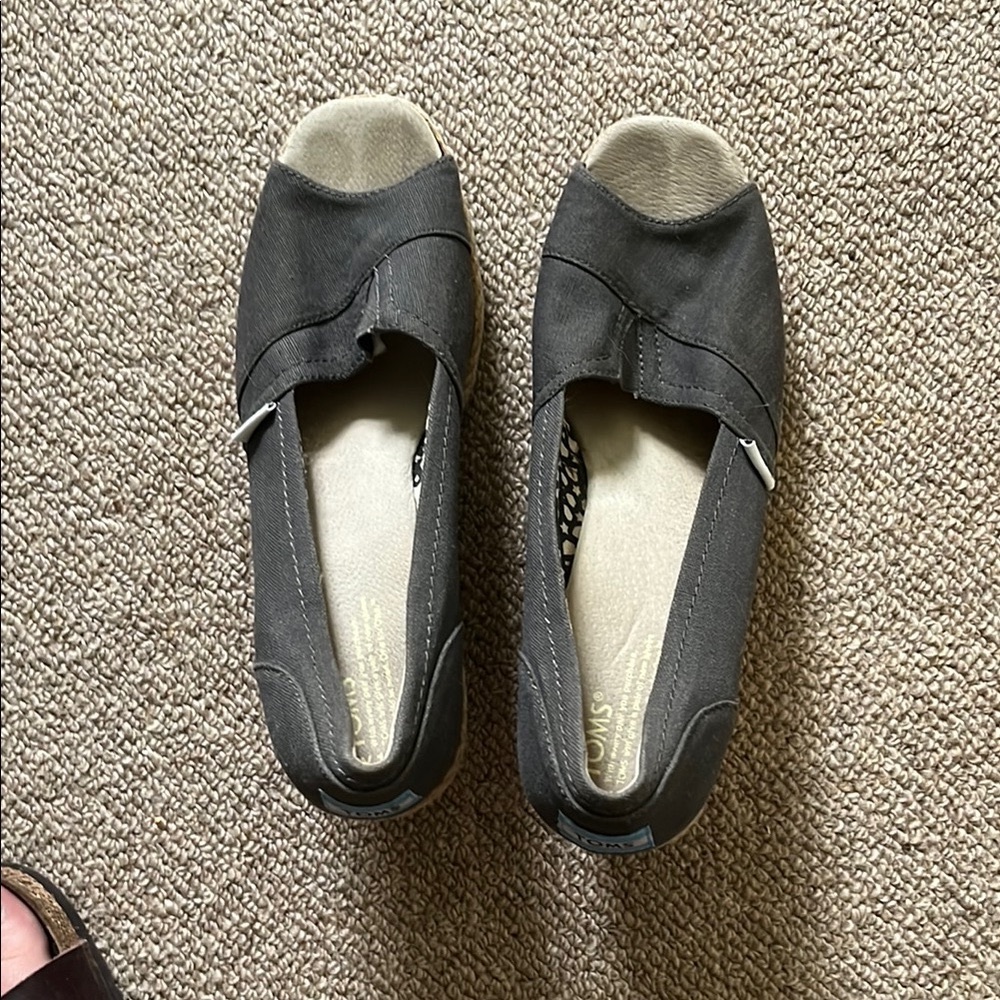 Toms Gray Wedges